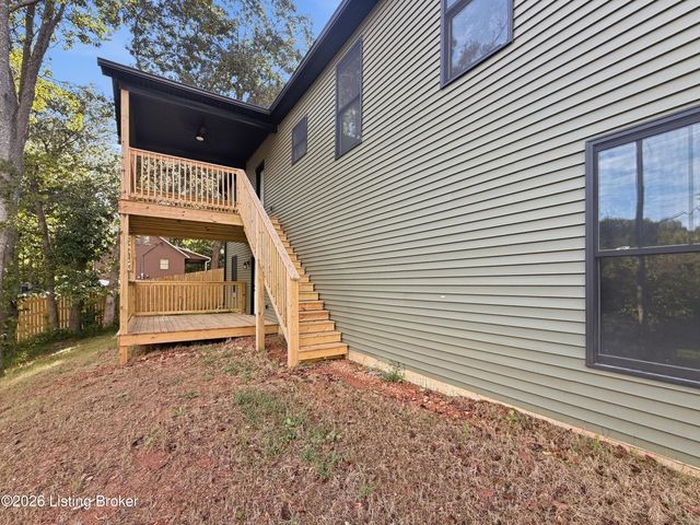 244 Quail Run Rd, Brandenburg, KY 40108