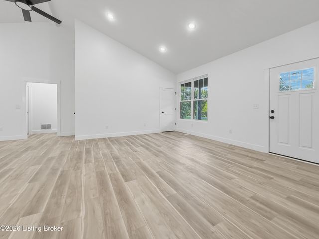 244 Quail Run Rd, Brandenburg, KY 40108
