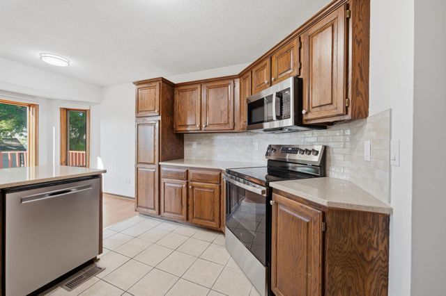 11540 W 17th St N, Wichita, KS 67212