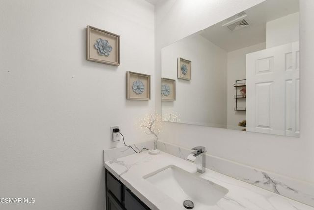 672 Brademas Court, Simi Valley, CA 93065