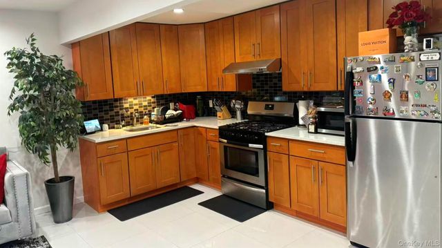 4210 164th Street, Flushing, NY 11358