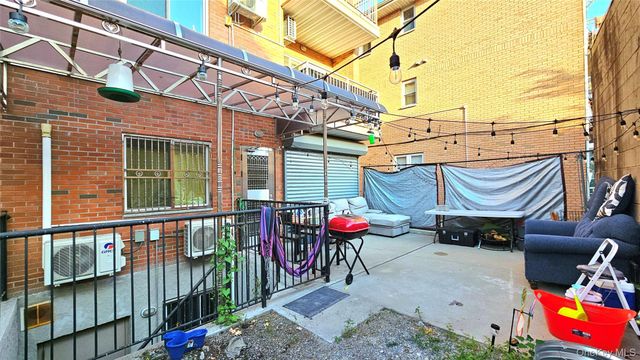 4210 164th Street, Flushing, NY 11358