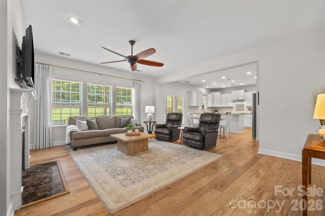 16846 Rudence Court, Charlotte, NC 28278