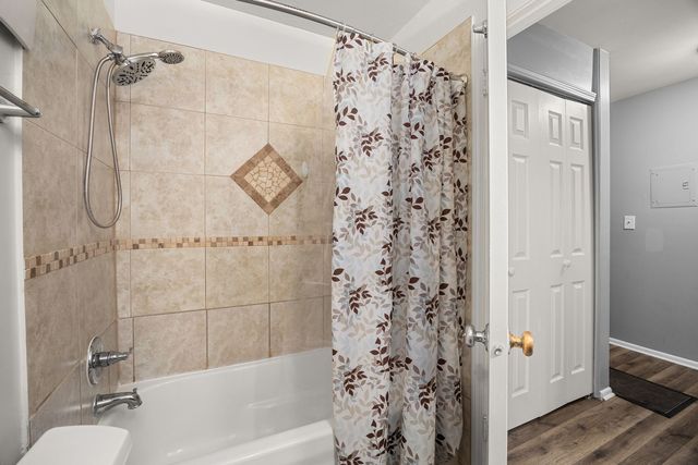 8305 ROUTE 53 Street A19, Woodridge, IL 60517