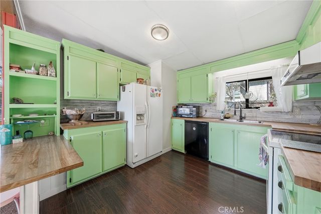 6824 Crump Avenue, Nice, CA 95464