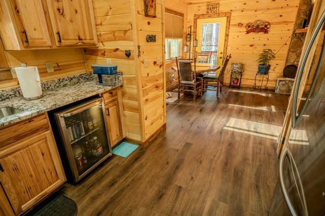 262 Zekes Trail, Marble, NC 28905