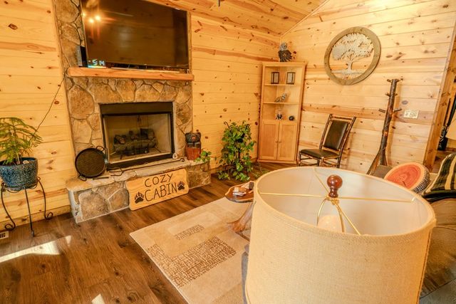 262 Zekes Trail, Marble, NC 28905