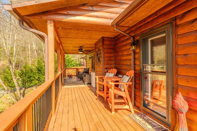 262 Zekes Trail, Marble, NC 28905