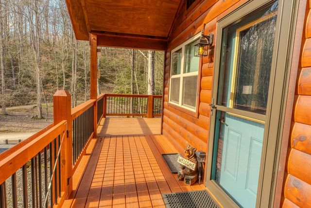 262 Zekes Trail, Marble, NC 28905