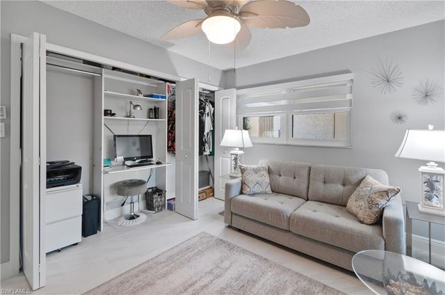 1929 SE 40th TER # 2, Cape Coral, FL 33904