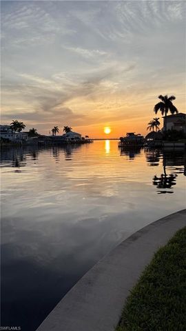 1929 SE 40th TER # 2, Cape Coral, FL 33904