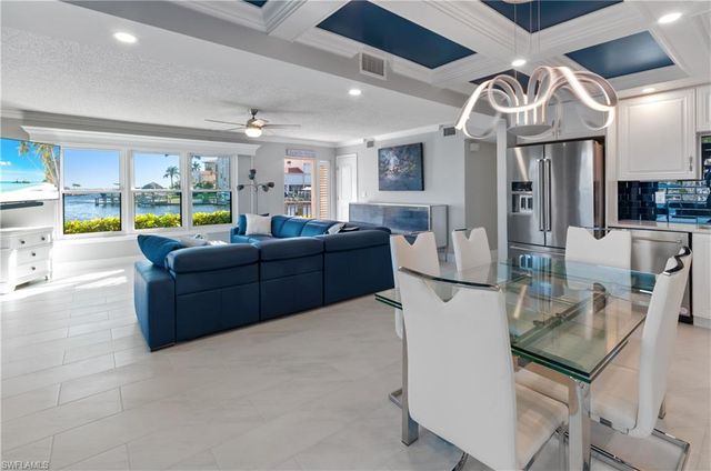 1929 SE 40th TER # 2, Cape Coral, FL 33904