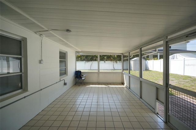 3617 S GARDENIA AVENUE, Tampa, FL 33629