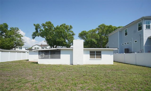 3617 S GARDENIA AVENUE, Tampa, FL 33629