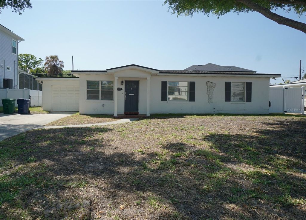 3617 S GARDENIA AVENUE, Tampa, FL 33629