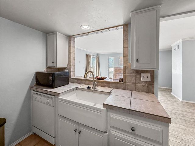 5900 N Pennsylvania Avenue 112, Oklahoma City, OK 73112