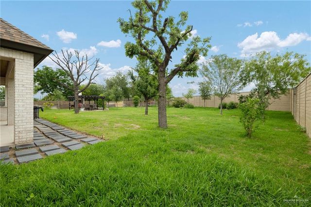 907 E 2 Mile Line Road, Mission, TX 78574