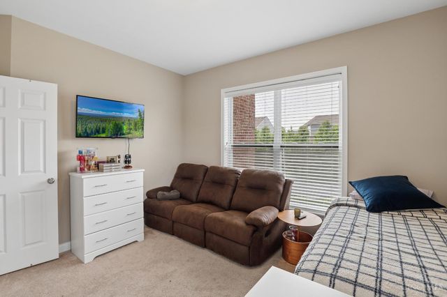 6867 Roberts Park Drive, Deerfield Twp., OH 45040
