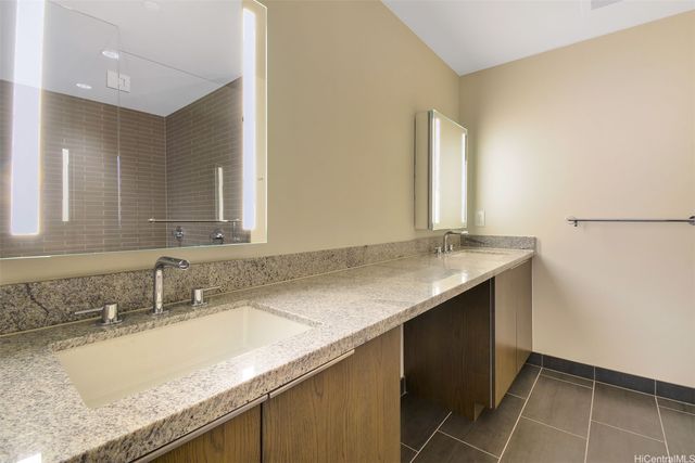 1001 Queen Street 904, Honolulu, HI 96814
