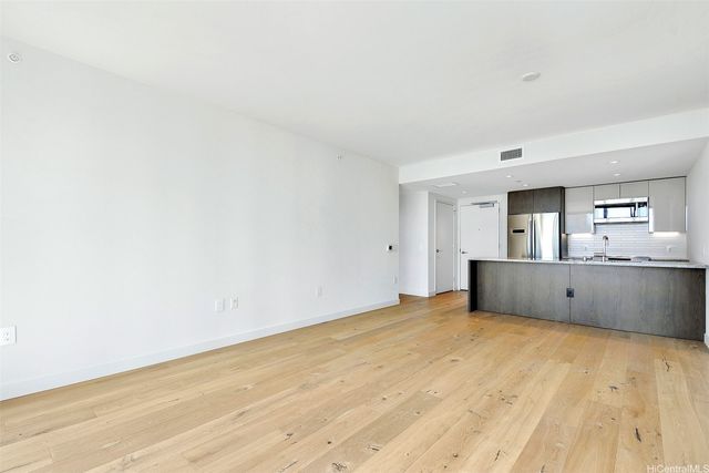 1001 Queen Street 904, Honolulu, HI 96814
