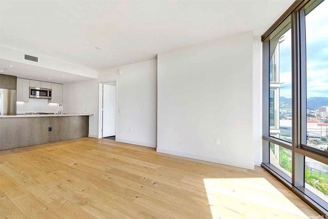 1001 Queen Street 904, Honolulu, HI 96814