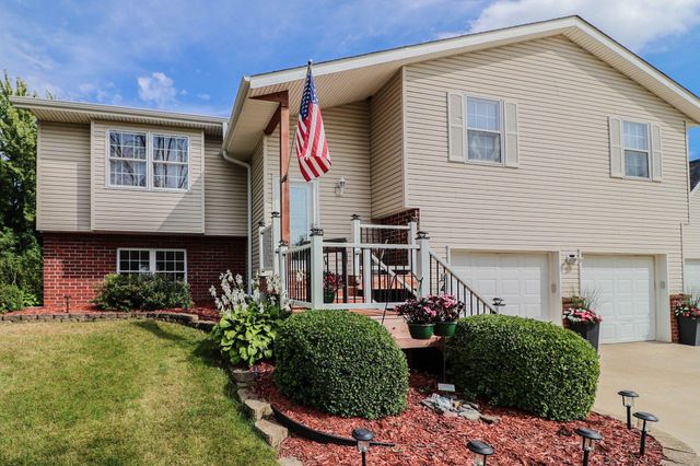 781 Hillside Avenue SW, New Prague, MN 56071