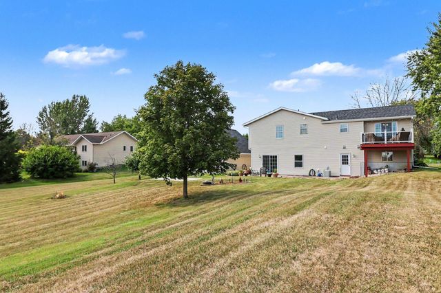 781 Hillside Avenue SW, New Prague, MN 56071