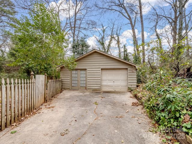 98 Winecoff Avenue NE, Concord, NC 28025