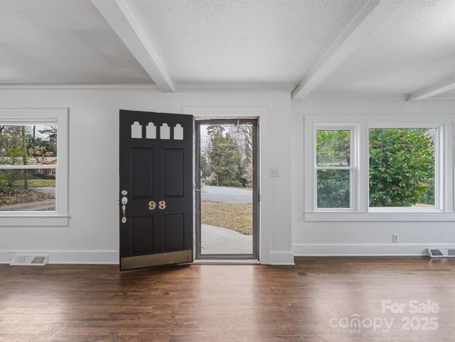 98 Winecoff Avenue NE, Concord, NC 28025