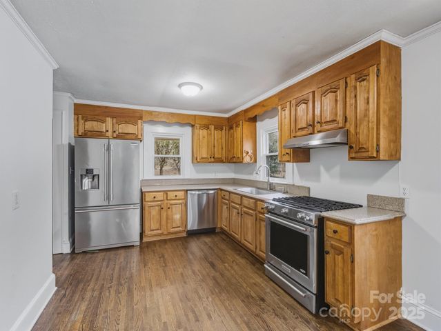 98 Winecoff Avenue NE, Concord, NC 28025