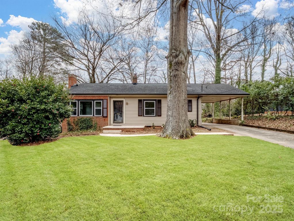 98 Winecoff Avenue NE, Concord, NC 28025