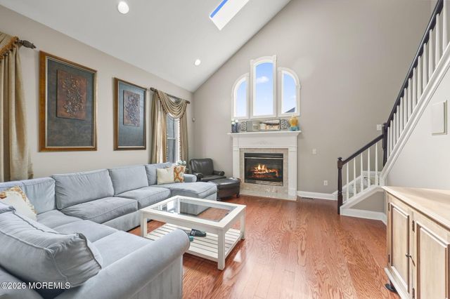 14 Green Springs Way, Freehold, NJ 07728