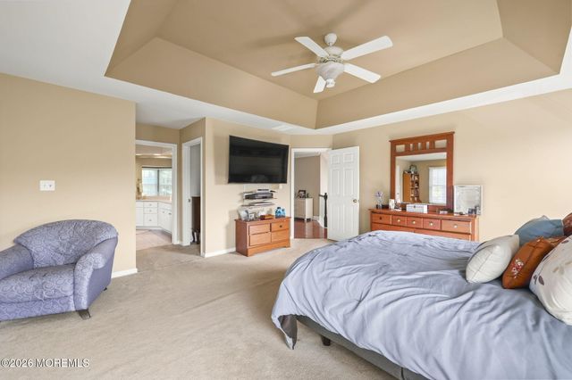 14 Green Springs Way, Freehold, NJ 07728