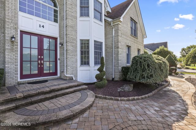 14 Green Springs Way, Freehold, NJ 07728