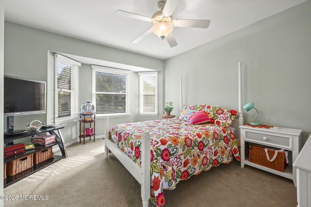 14 Green Springs Way, Freehold, NJ 07728