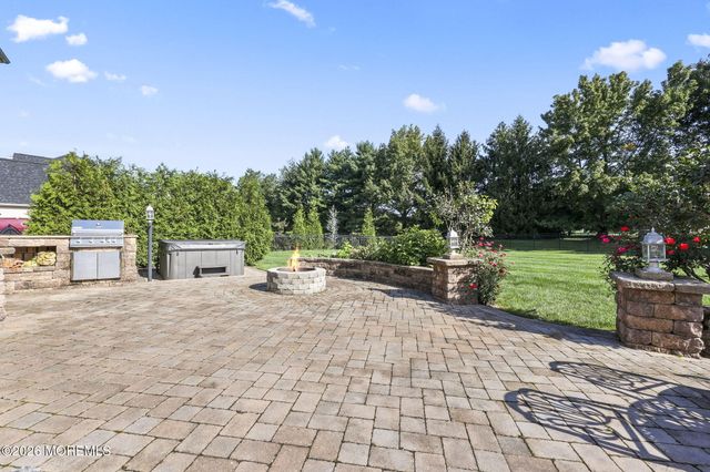 14 Green Springs Way, Freehold, NJ 07728