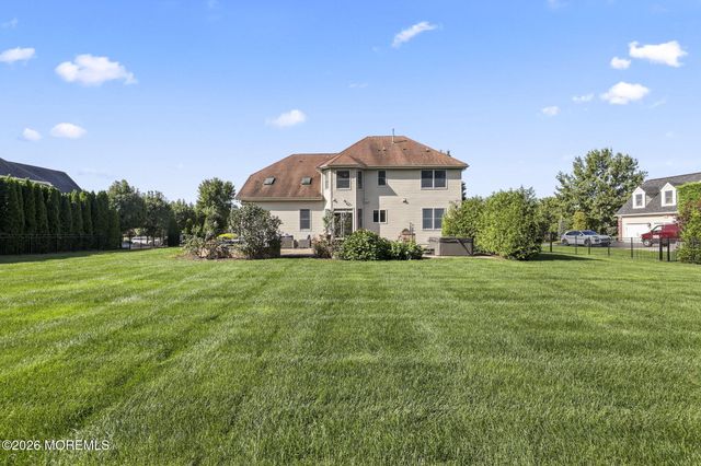 14 Green Springs Way, Freehold, NJ 07728