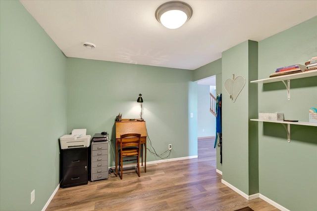 806 Longwood Drive, Oregon, WI 53575
