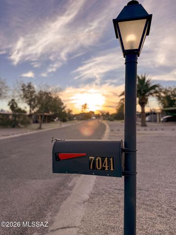 7041 E Hawthorne Street, Tucson, AZ 85710
