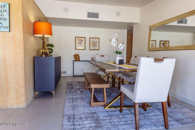7041 E Hawthorne Street, Tucson, AZ 85710