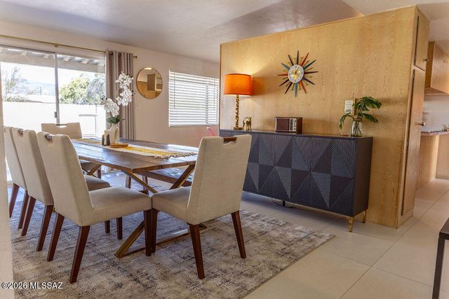 7041 E Hawthorne Street, Tucson, AZ 85710