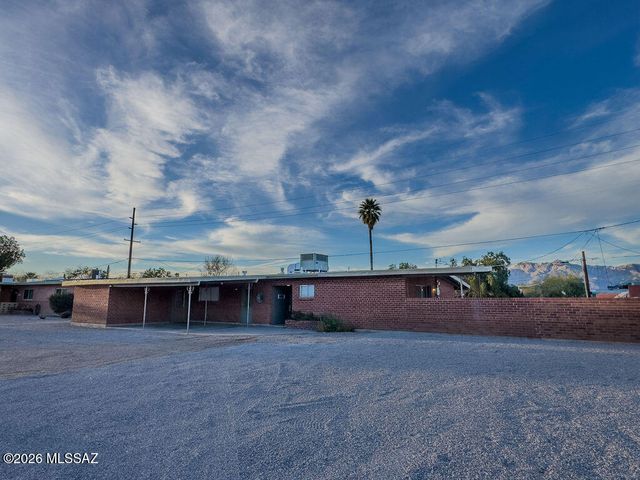 7041 E Hawthorne Street, Tucson, AZ 85710
