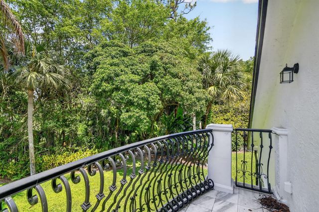 13399 Doubletree Circle, Wellington, FL 33414