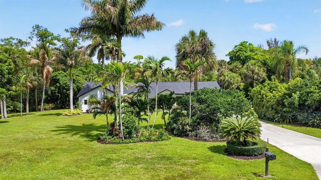 13399 Doubletree Circle, Wellington, FL 33414