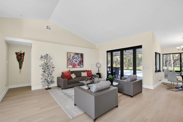 13399 Doubletree Circle, Wellington, FL 33414