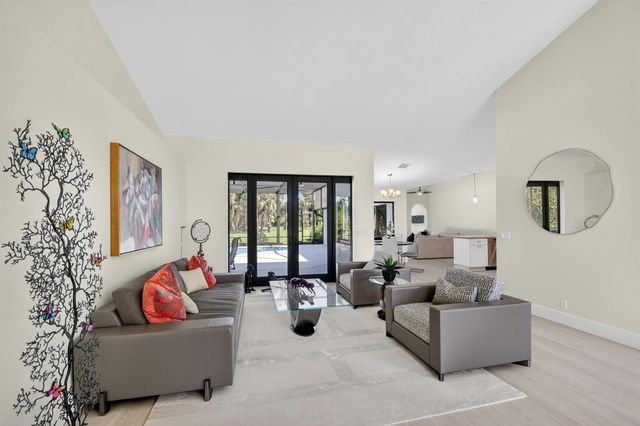 13399 Doubletree Circle, Wellington, FL 33414