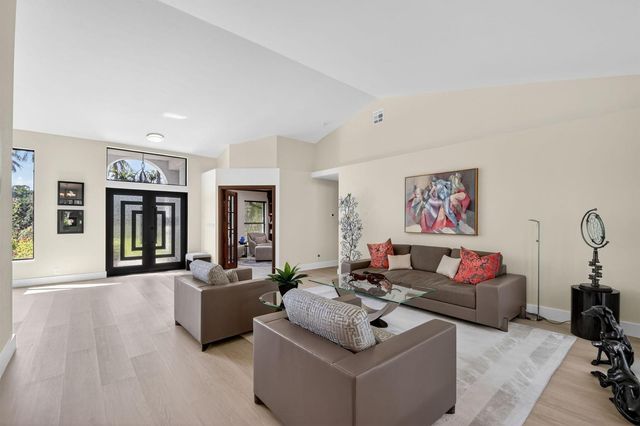 13399 Doubletree Circle, Wellington, FL 33414