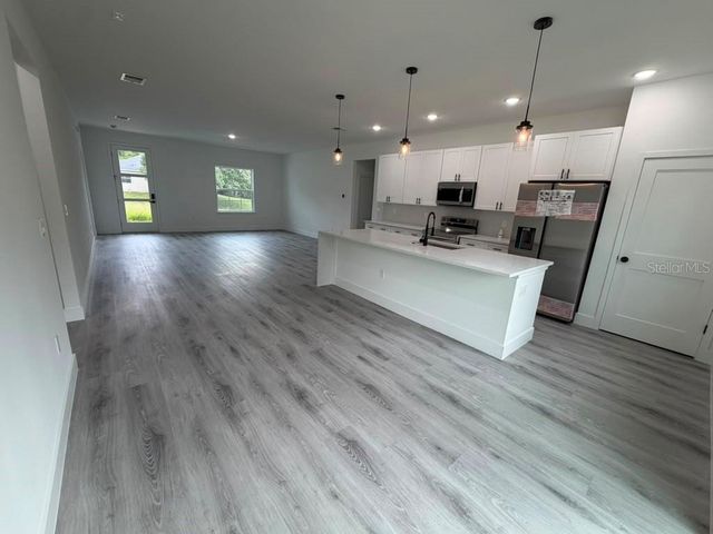 7980 N PITCAIRN WAY, Citrus Springs, FL 34434