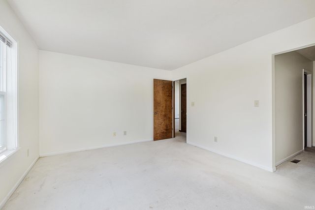 1805 Twin Oaks Lane, Lafayette, IN 47905