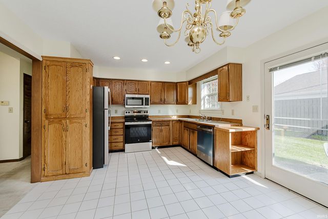 1805 Twin Oaks Lane, Lafayette, IN 47905